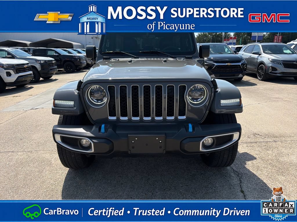 Used 2023 Jeep Wrangler Unlimited Sahara w/ Cold Weather Group AWD/4WD image 10