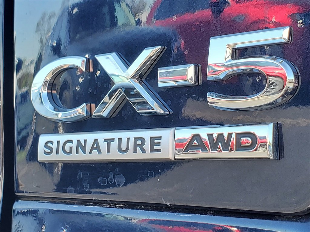 New 2025 MAZDA CX-5 Signature image 6