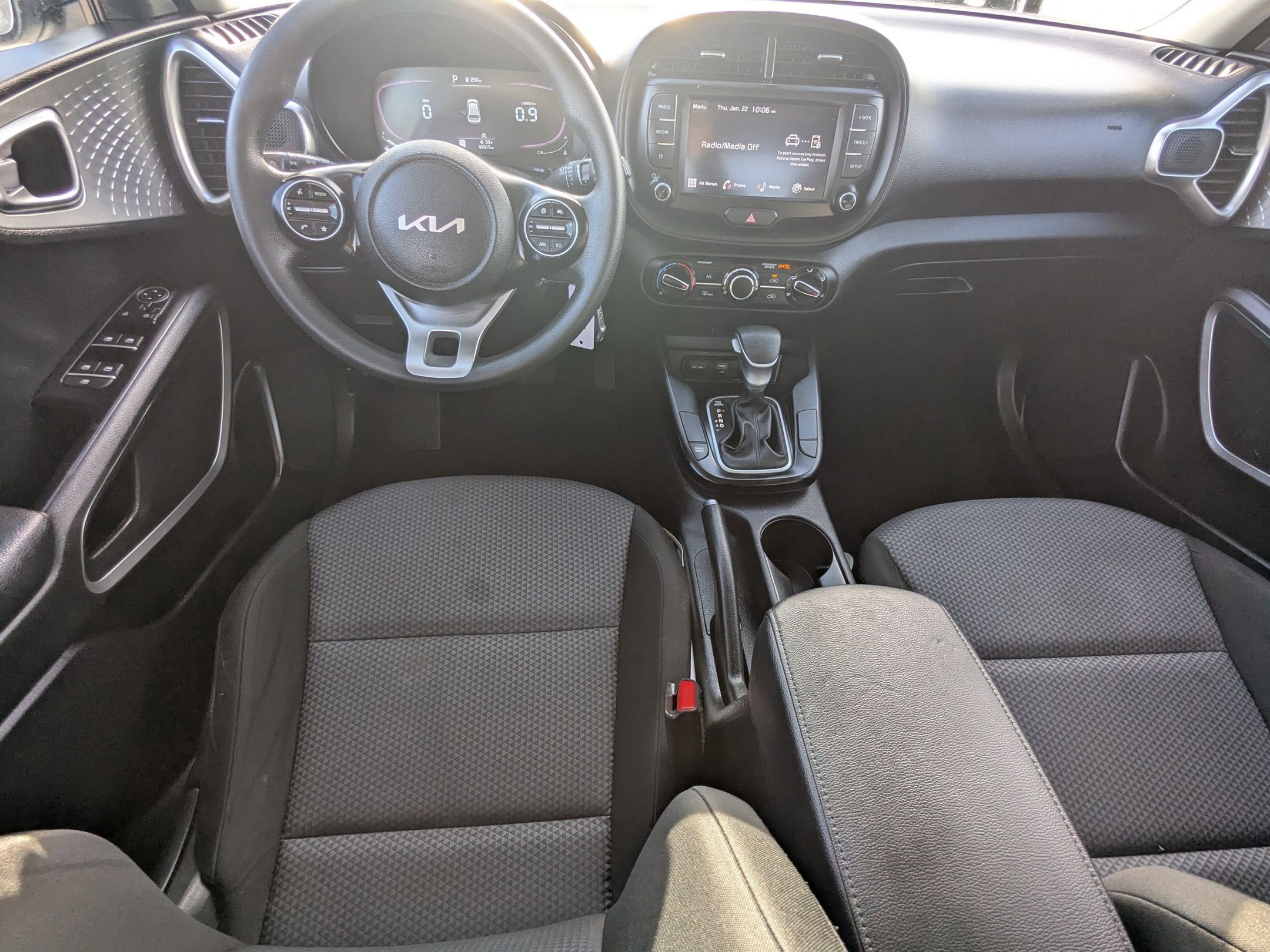 Certified 2023 Kia Soul LX image 17