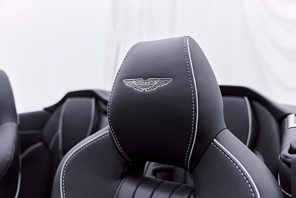 Used 2016 Aston Martin DB9 GT RWD image 59