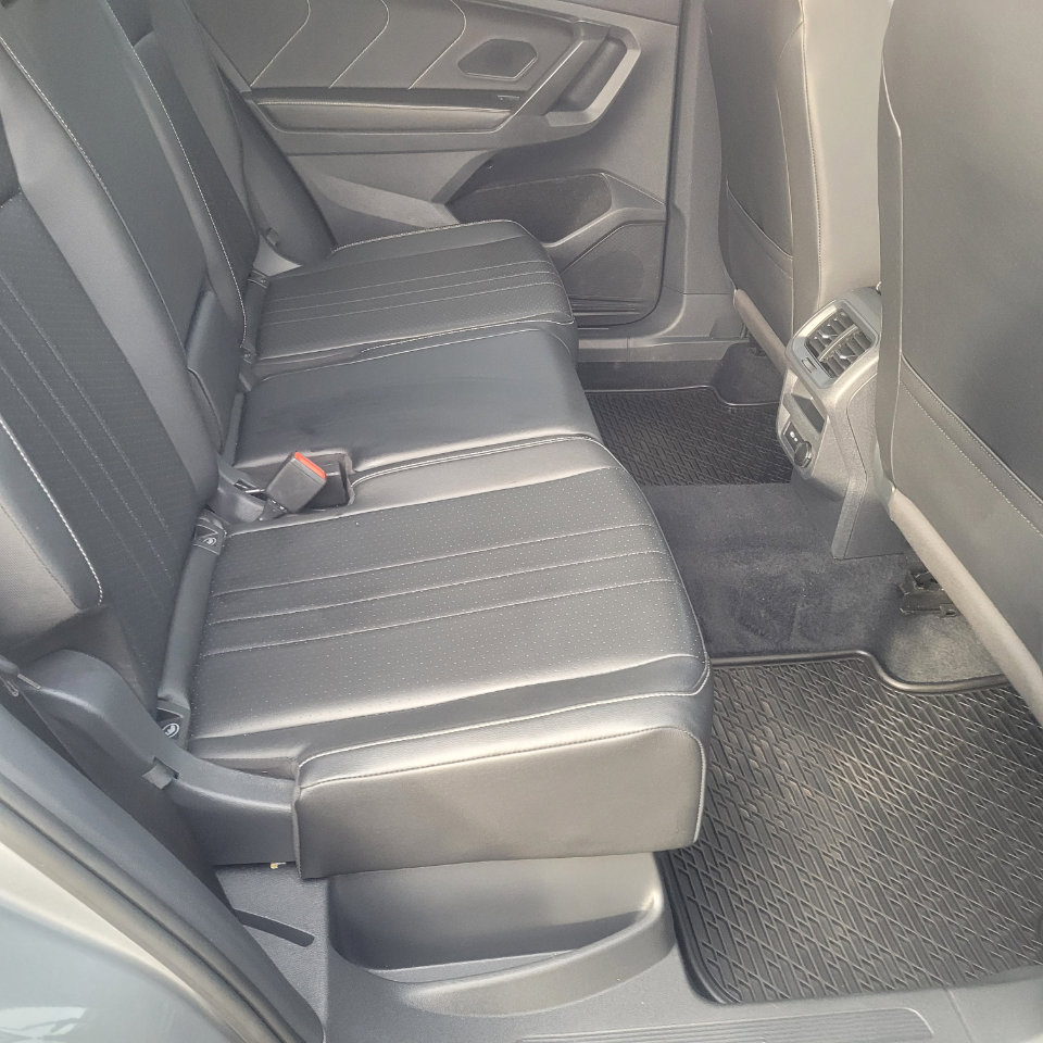 Used 2022 Volkswagen Tiguan SE image 30