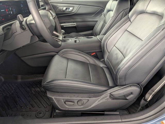 Used 2025 Ford Mustang GT Premium image 12