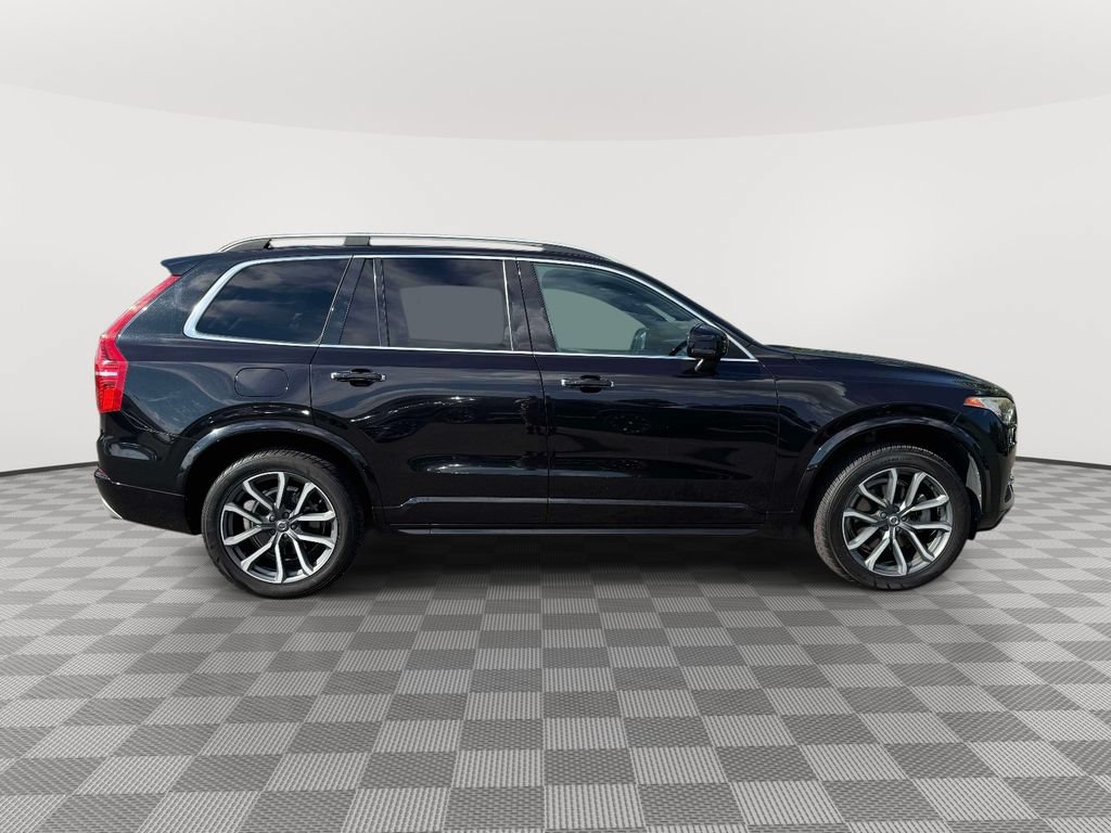 Used 2016 Volvo XC90 T6 Momentum AWD/4WD image 8