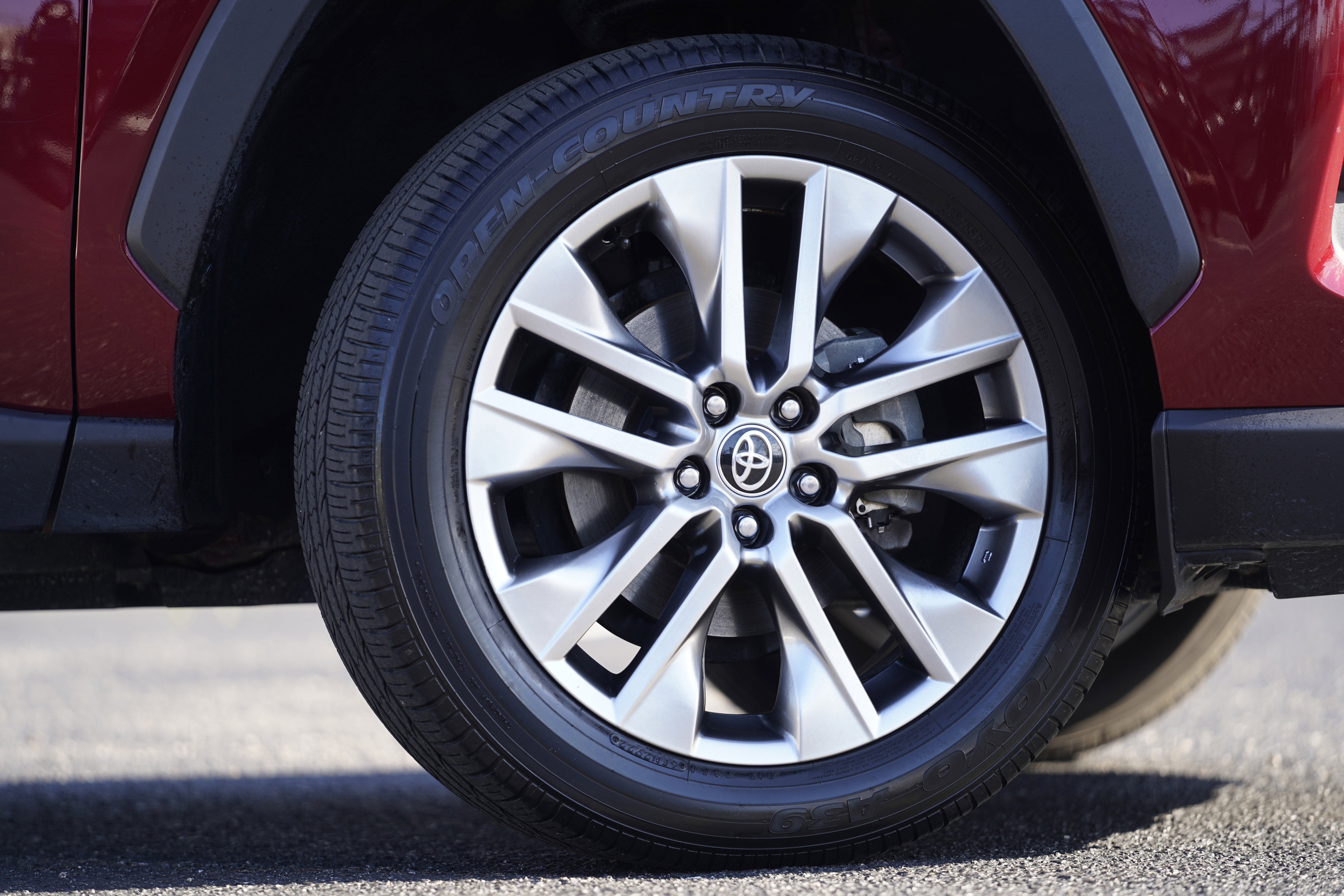 Used 2022 Toyota RAV4 XLE Premium image 36