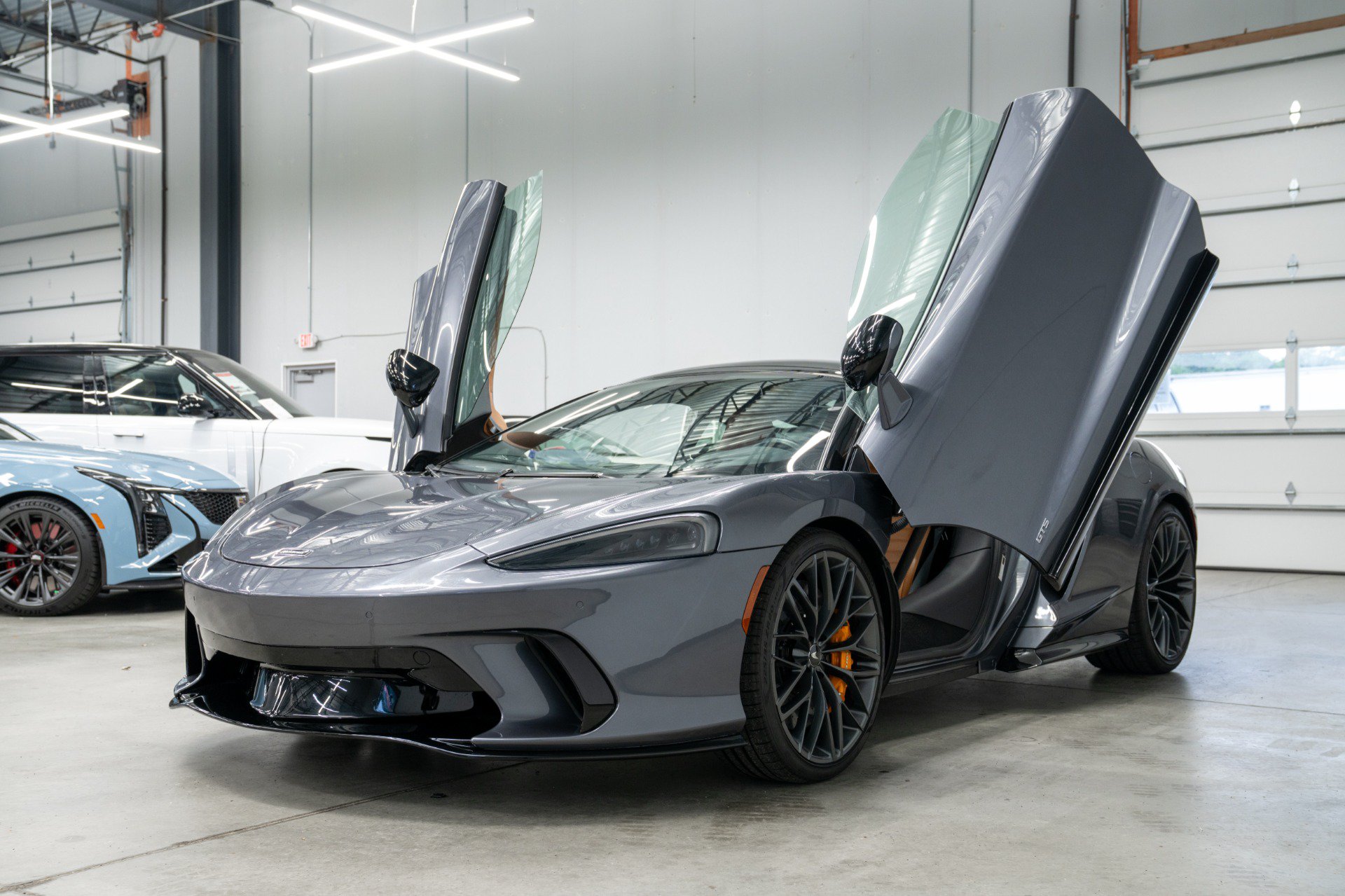 Used 2025 McLaren GTS RWD image 34