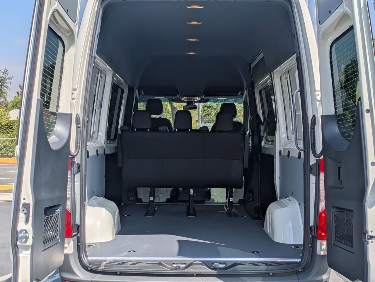 New 2025 Mercedes-Benz Sprinter 2500 image 10