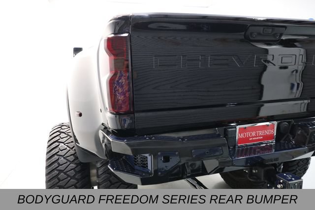 Used 2024 Chevrolet Silverado 3500 LTZ w/ LTZ Plus Package AWD/4WD image 8
