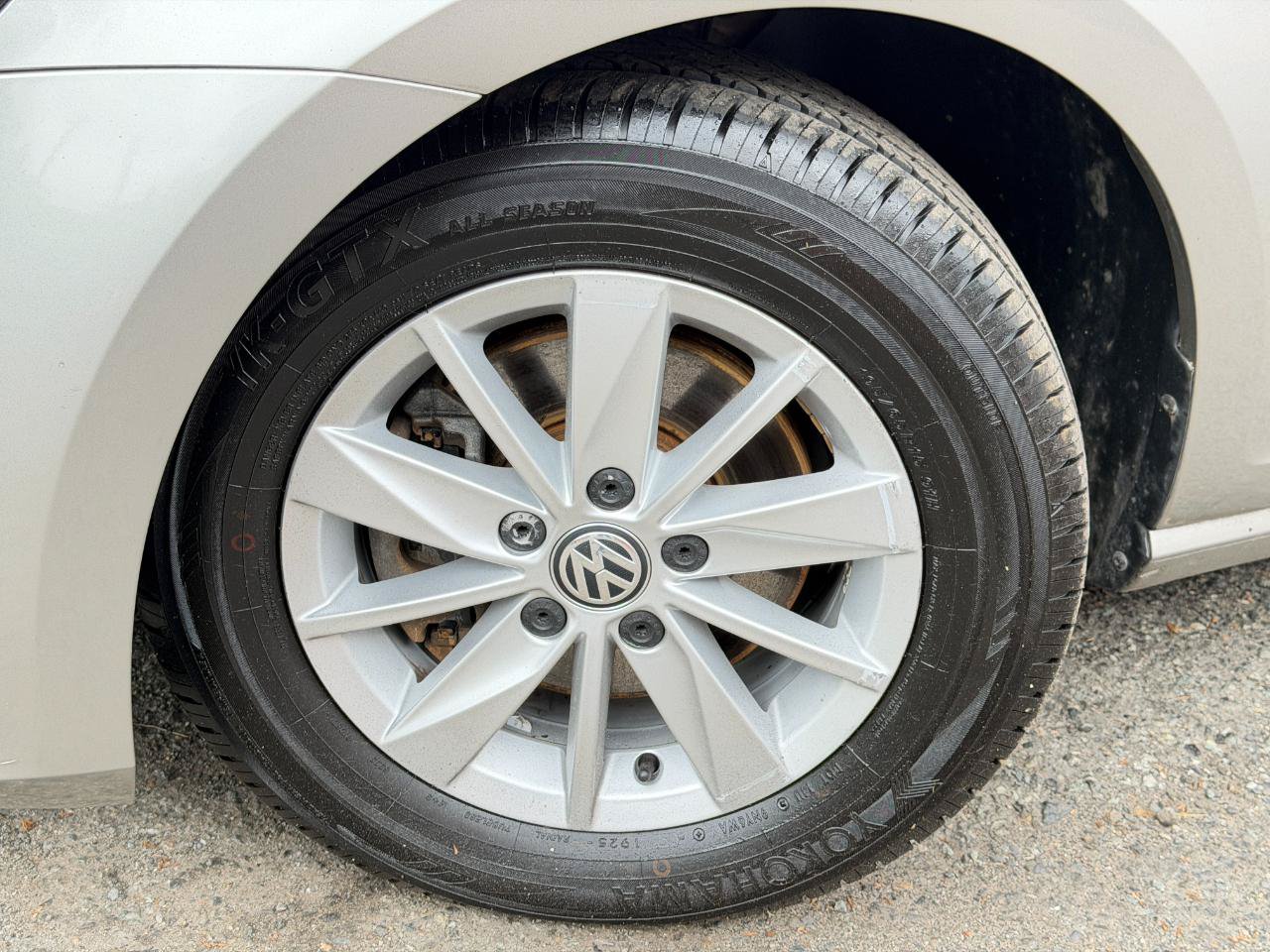 Used 2015 Volkswagen Golf S FWD image 74