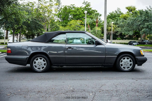 Used 1995 Mercedes-Benz E 320 Convertible image 19