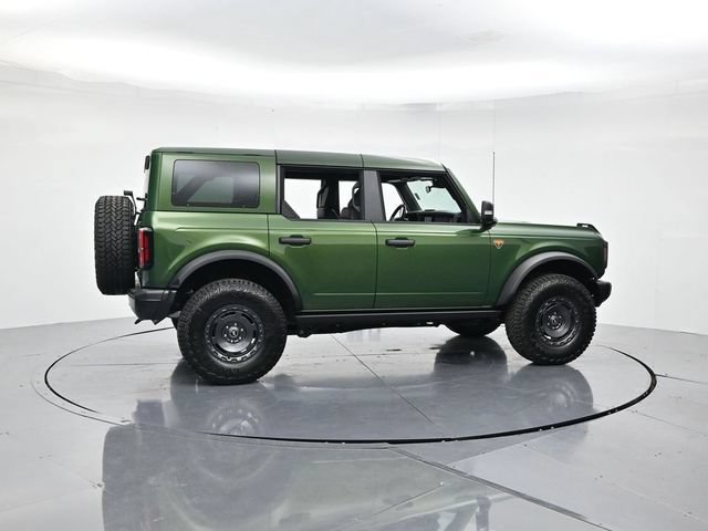 Used 2025 Ford Bronco Badlands AWD/4WD image 2