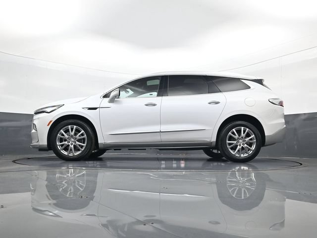 Used 2023 Buick Enclave Essence w/ Experience Buick Package AWD/4WD image 29