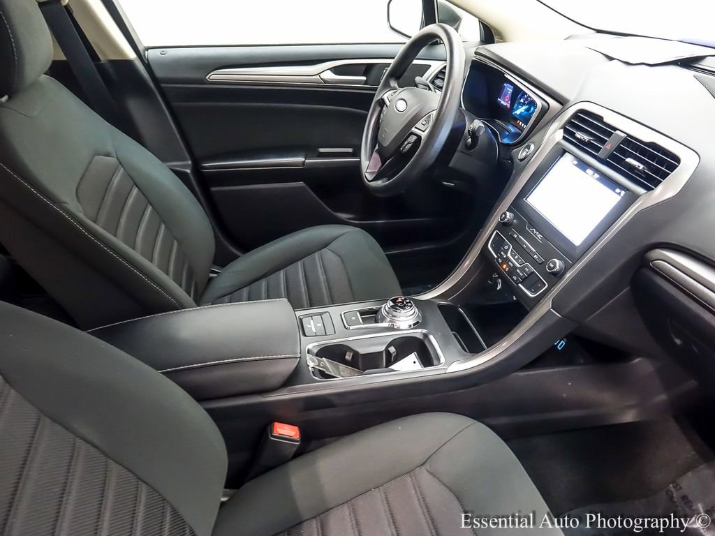 Certified 2019 Ford Fusion SE FWD image 26