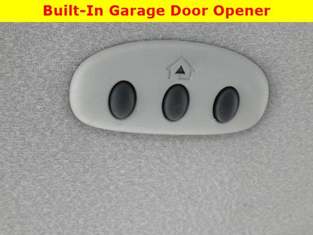 Used 2001 Lincoln Town Car Cartier image 21