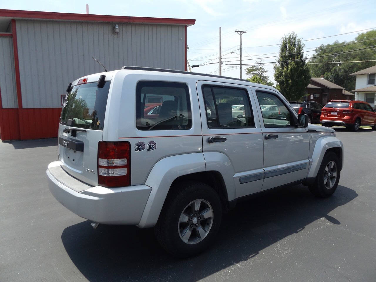Used 2008 Jeep Liberty Sport AWD/4WD image 6