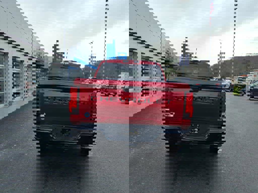 Certified 2024 Chevrolet Colorado Z71 w/ Z71 Convenience Package 2 image 5