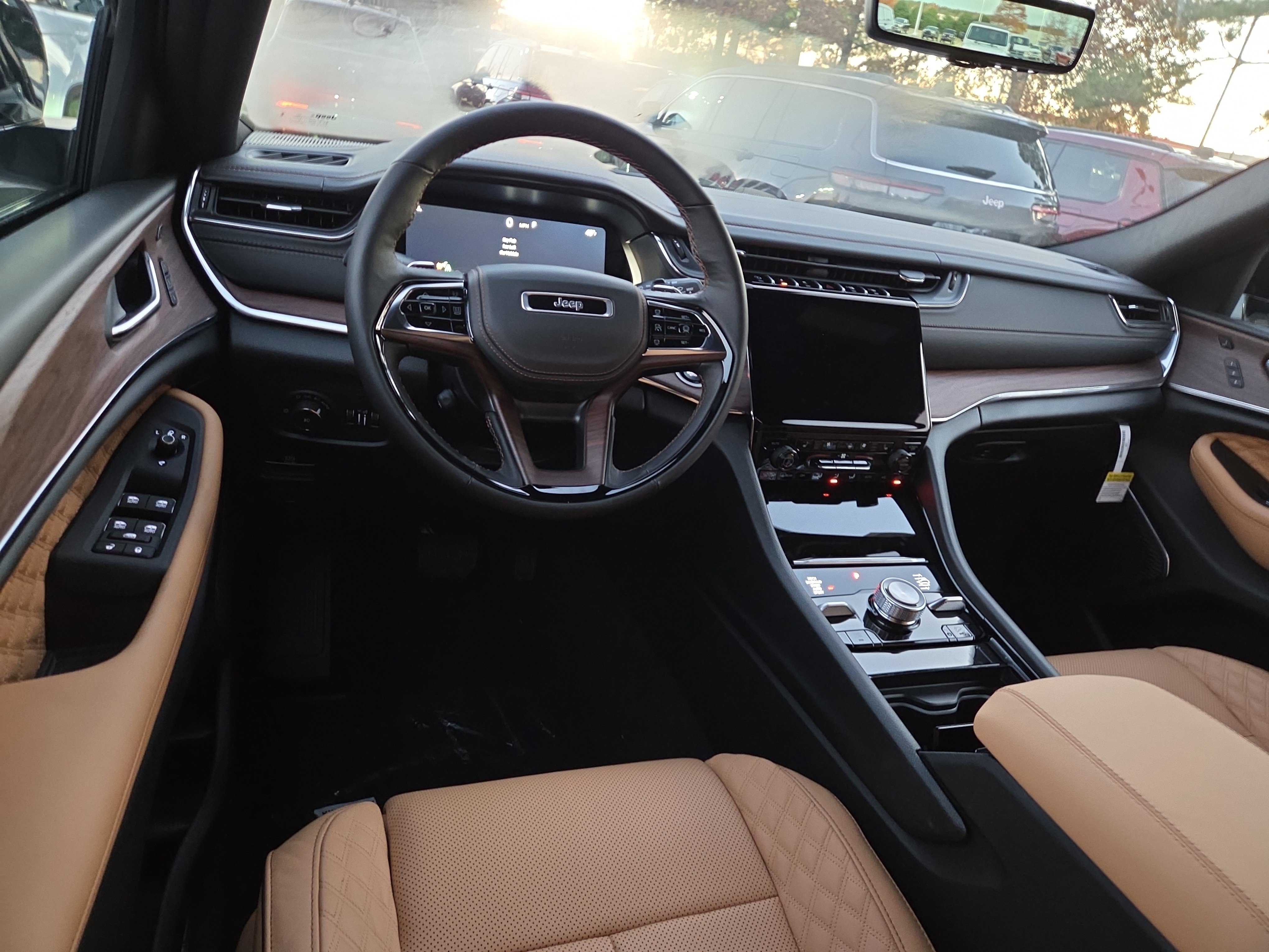 New 2025 Jeep Grand Cherokee Summit w/ Adv Protech Group IV image 7