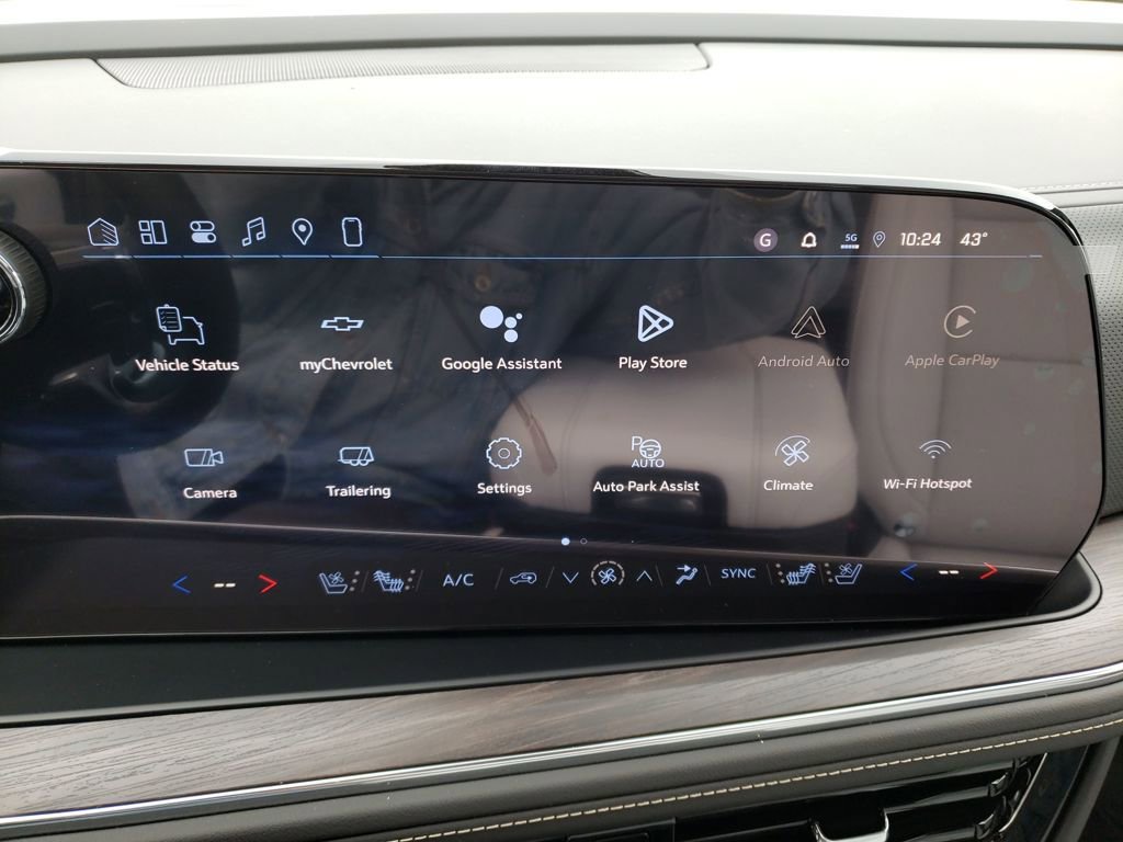 New 2026 Chevrolet Suburban Premier w/ Sun And Tow Package image 17