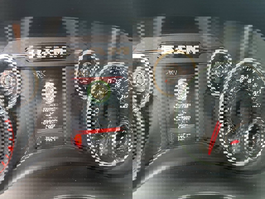 Used 2020 RAM 2500 Big Horn w/ Level 1 Equipment Group image 25