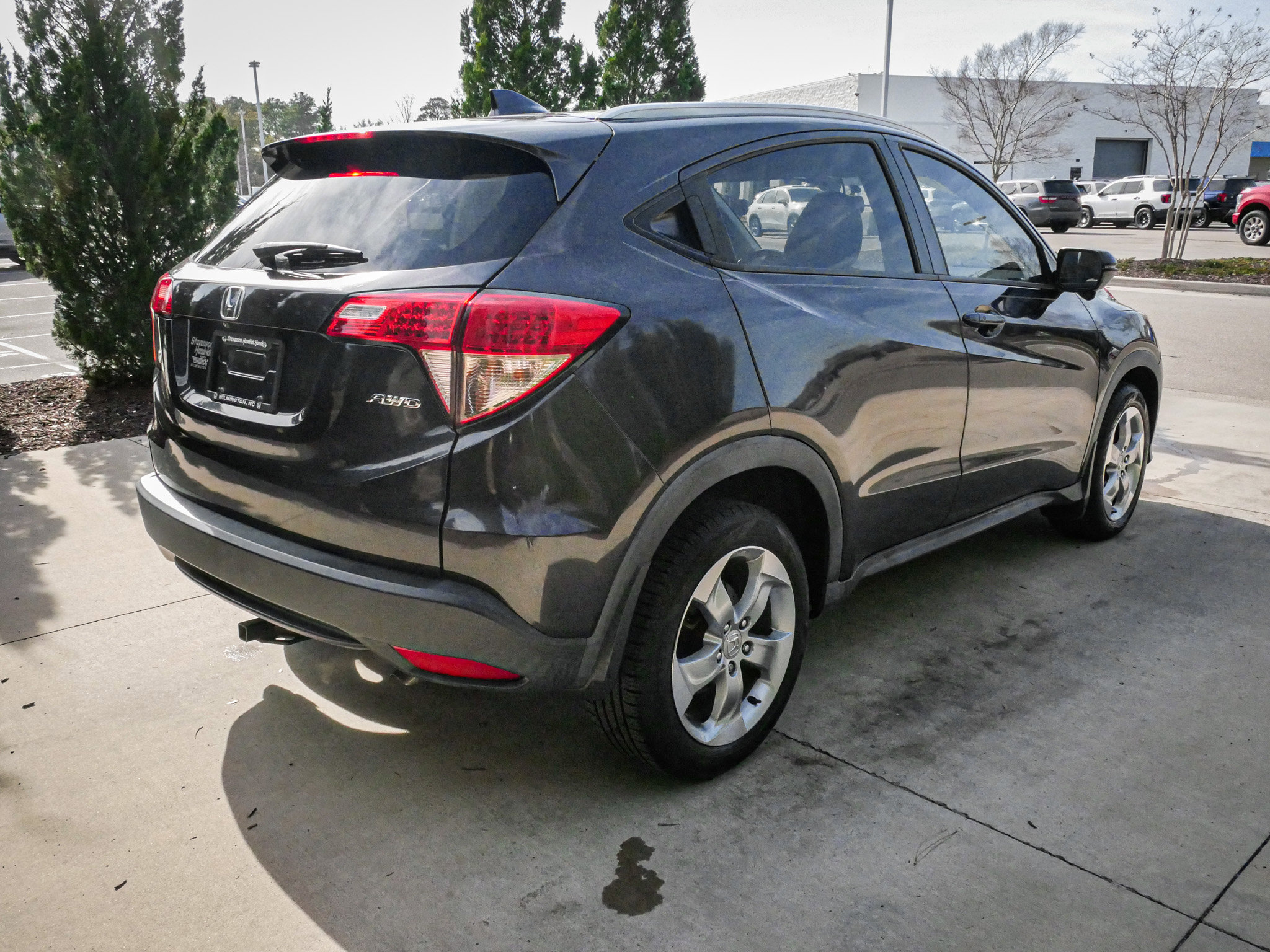 Used 2017 Honda HR-V EX-L image 10