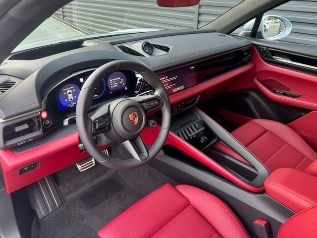 New 2025 Porsche Macan 4S Electric image 4