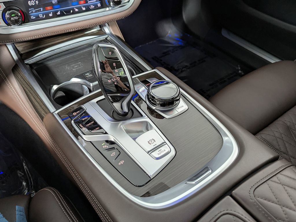 Used 2021 BMW 750i xDrive w/ Luxury Rear Seating Package AWD/4WD image 41