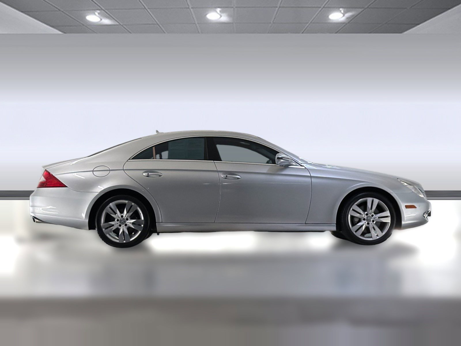Used 2009 Mercedes-Benz CLS 550 image 7