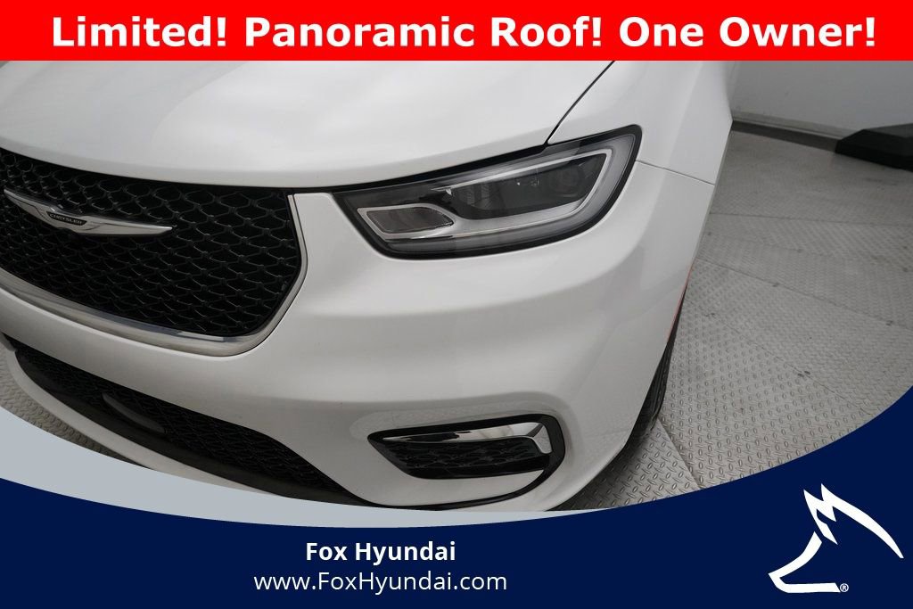 Used 2024 Chrysler Pacifica Limited image 24