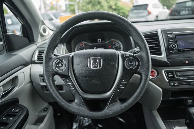 Used 2017 Honda Pilot LX image 29