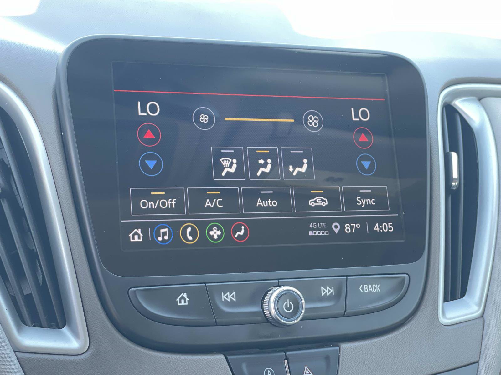 Used 2024 Chevrolet Malibu LT FWD image 14
