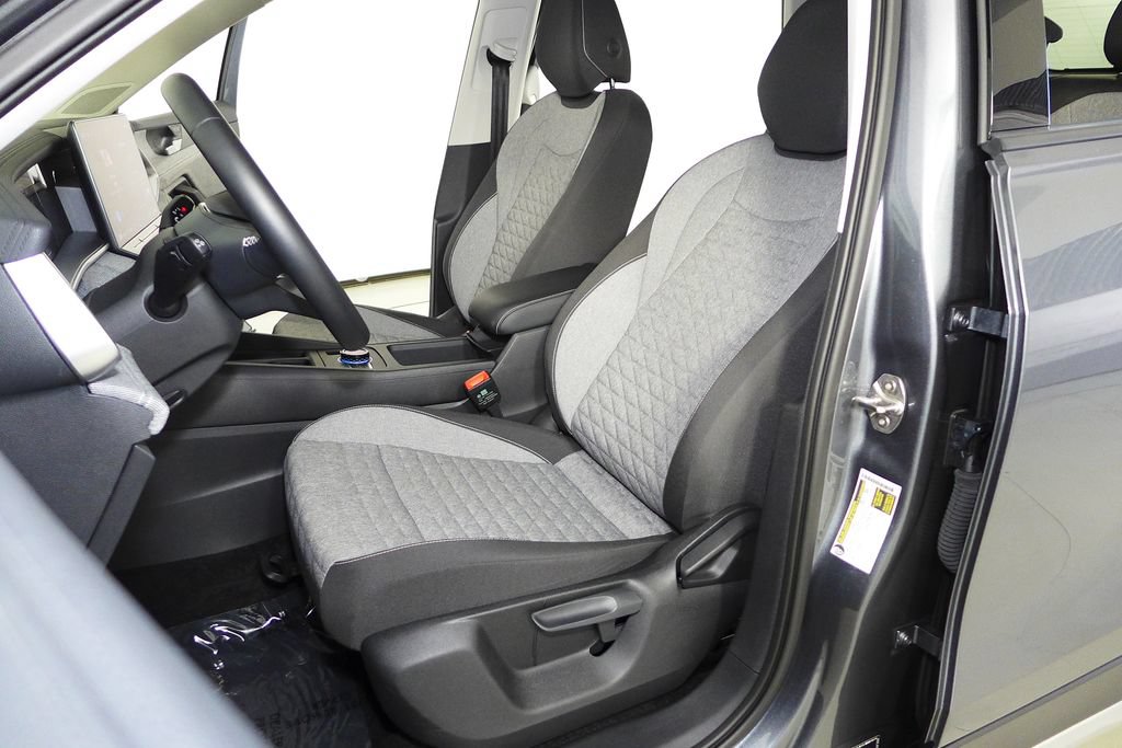Used 2025 Volkswagen Tiguan S FWD image 21