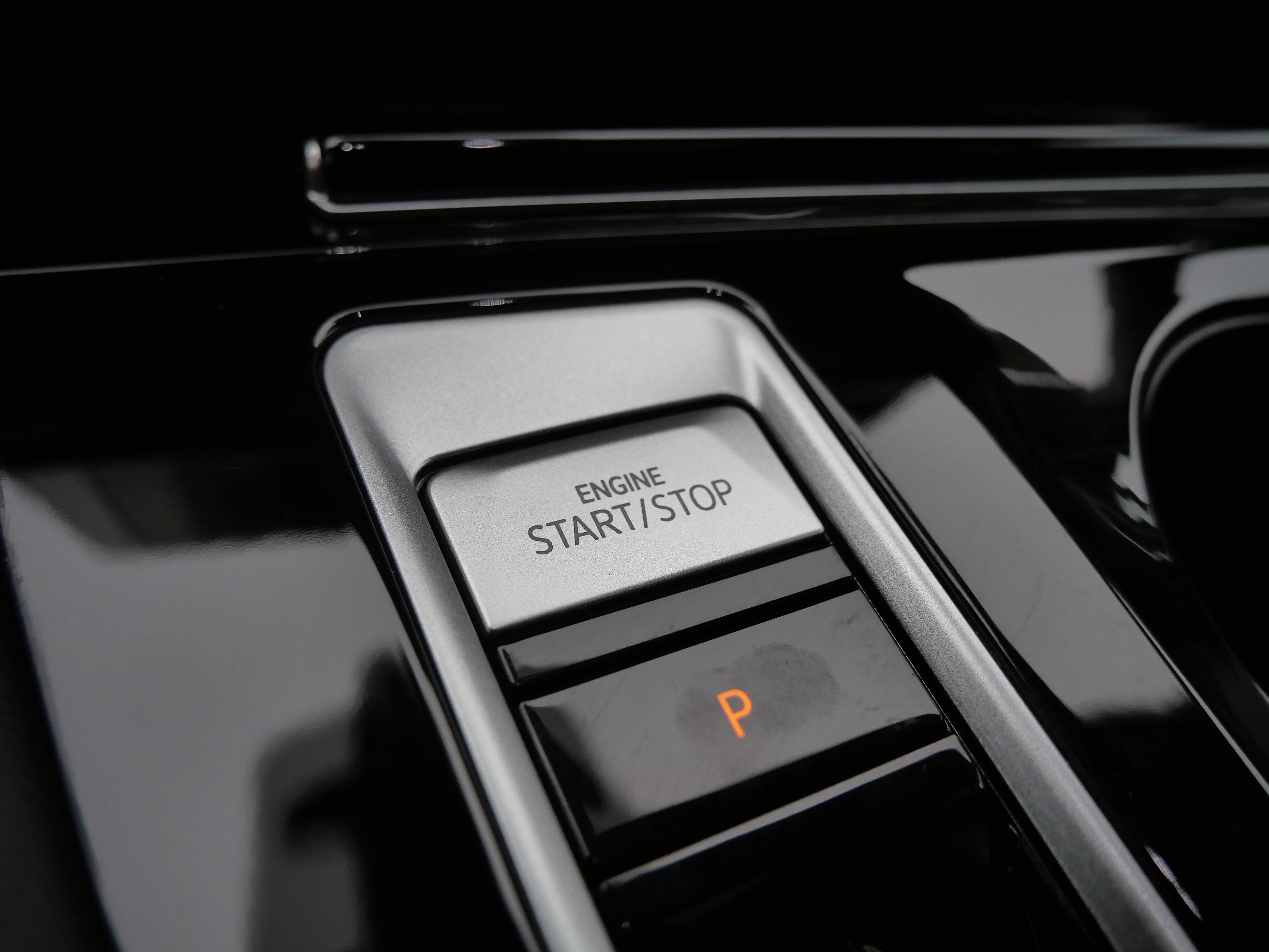 Used 2024 Volkswagen Atlas Cross Sport SEL Premium R-Line image 56