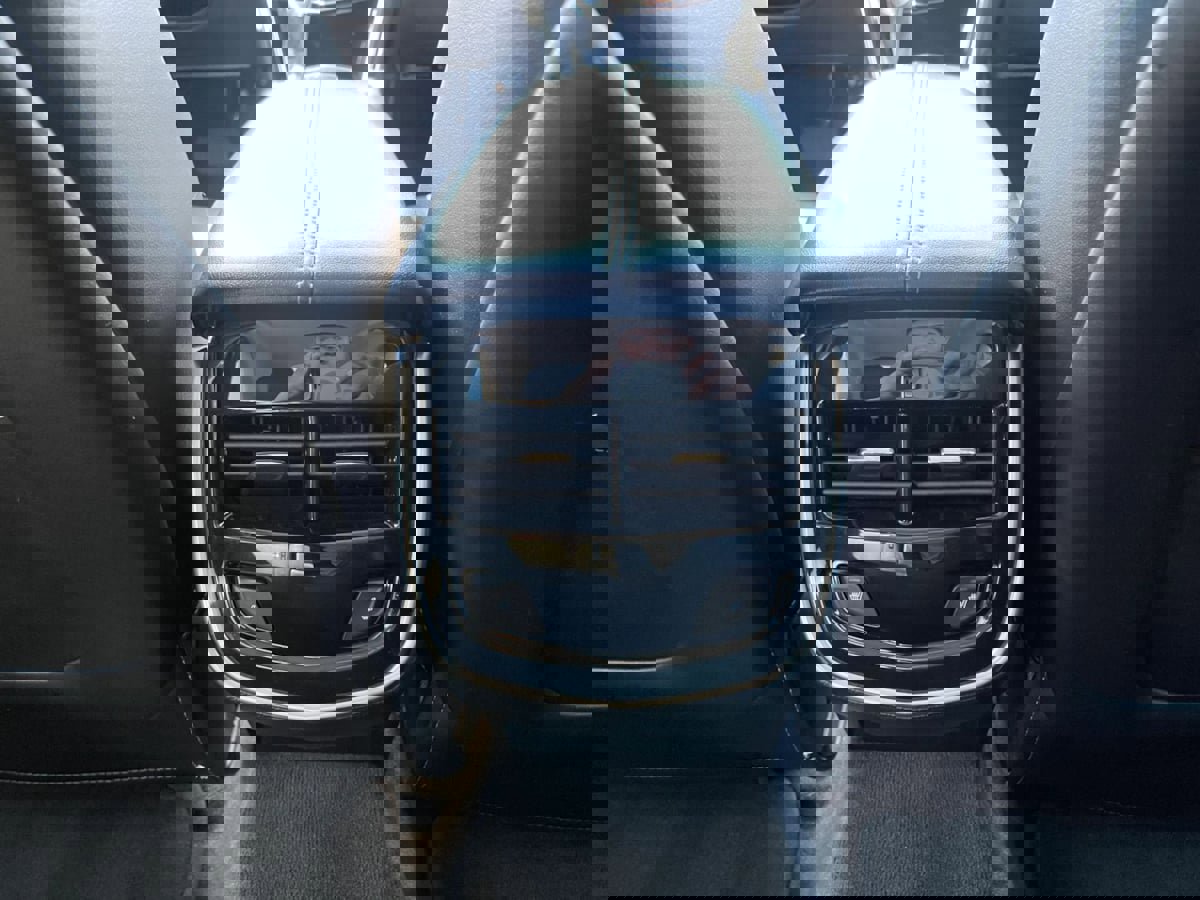 Used 2014 Cadillac XTS Luxury image 31