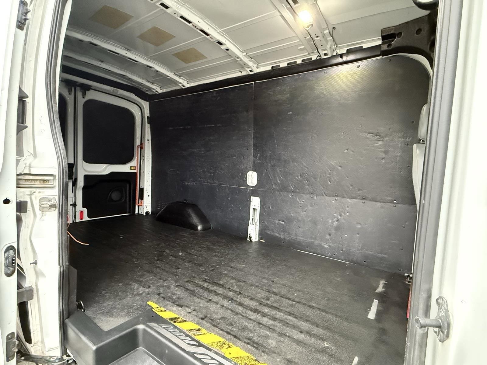 Used 2019 Ford Transit 150 148 Medium Roof image 21