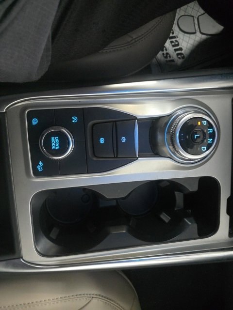 Used 2023 Ford Explorer XLT w/ Equipment Group 202A image 24