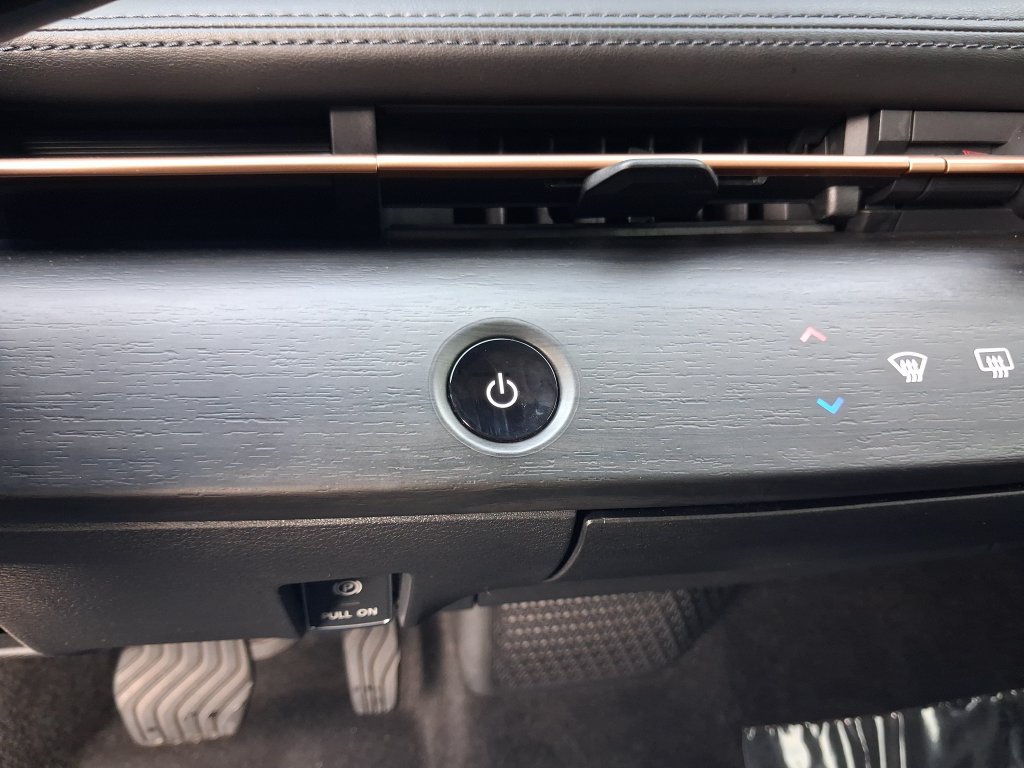 Certified 2024 Nissan Ariya AWD image 24