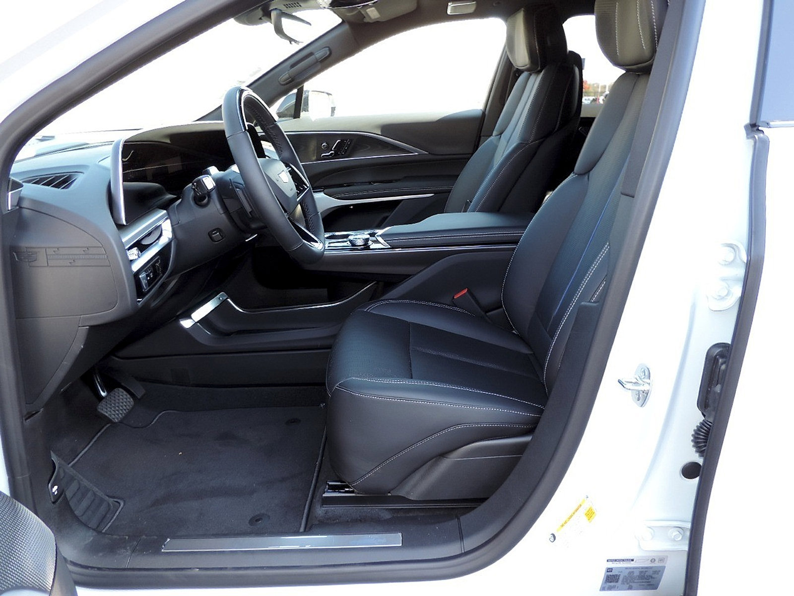 New 2026 Cadillac Lyriq Premium Luxury image 16