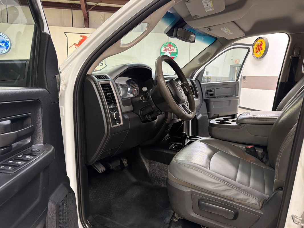 Used 2014 RAM 3500 Tradesman w/ Chrome Appearance Group AWD/4WD image 21