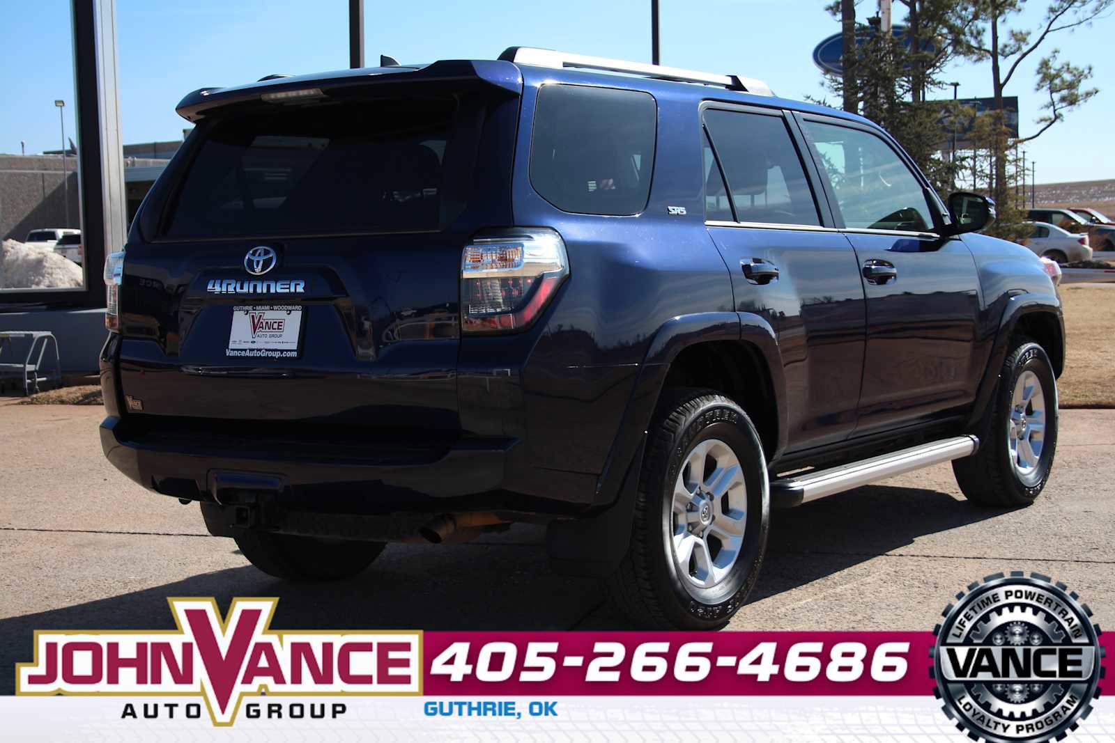Used 2024 Toyota 4Runner SR5 Premium w/ Moonroof Package AWD/4WD image 13