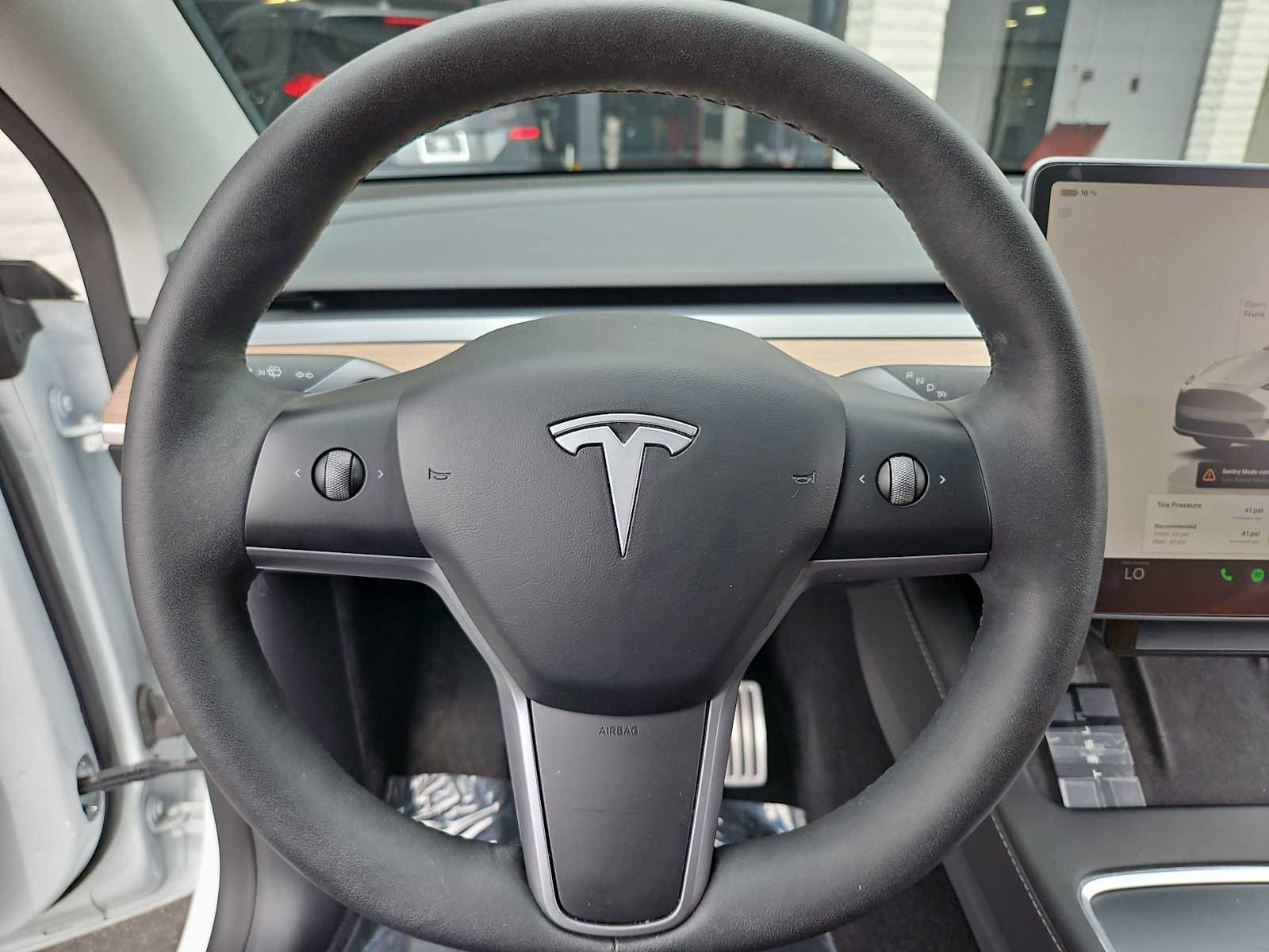 Used 2023 Tesla Model Y Performance image 20