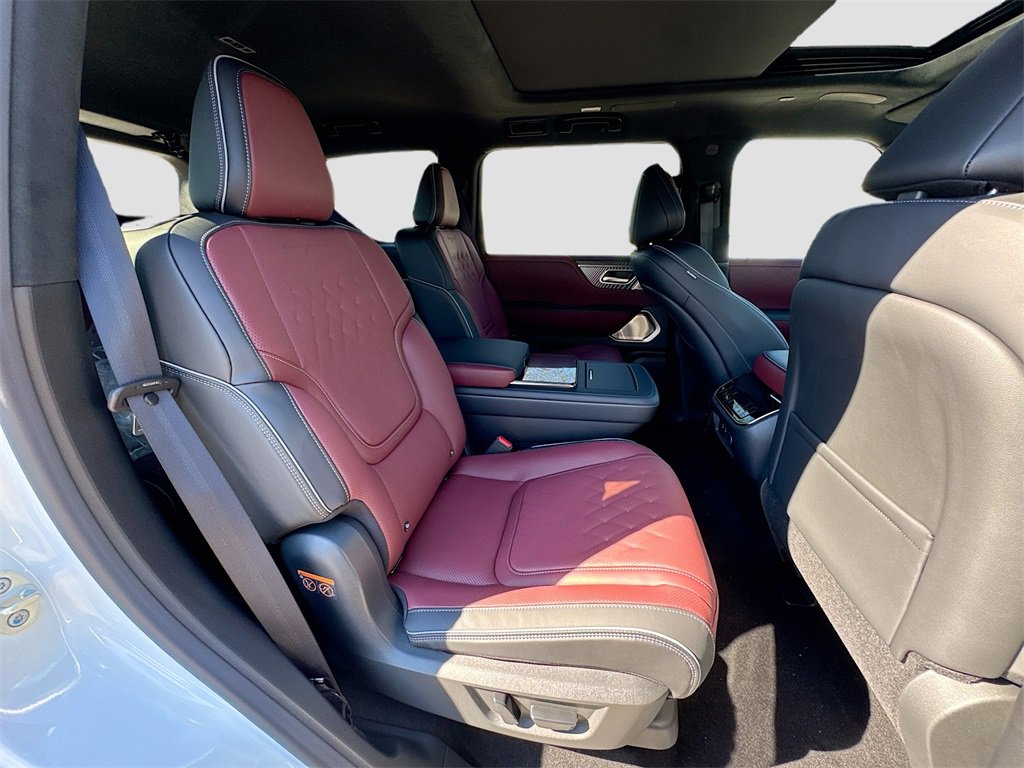 New 2026 INFINITI QX80 Autograph w/ Autograph Exterior Package image 31