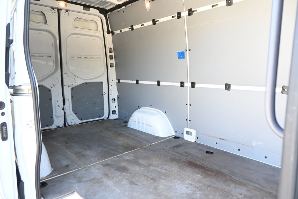 Used 2023 Mercedes-Benz Sprinter 144 Cargo image 34