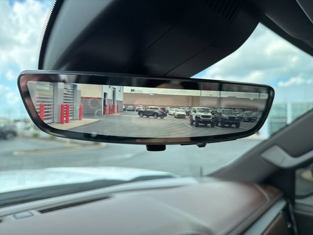 Used 2024 GMC Sierra 1500 Denali w/ Technology Package AWD/4WD image 34