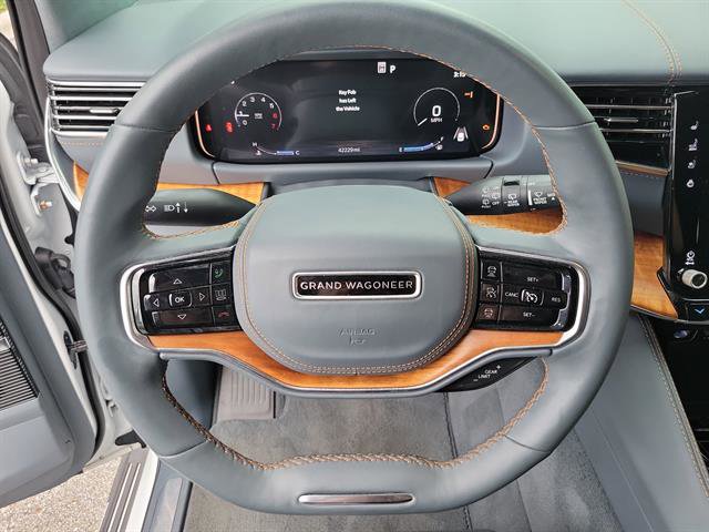 Used 2023 Jeep Grand Wagoneer Series II image 47