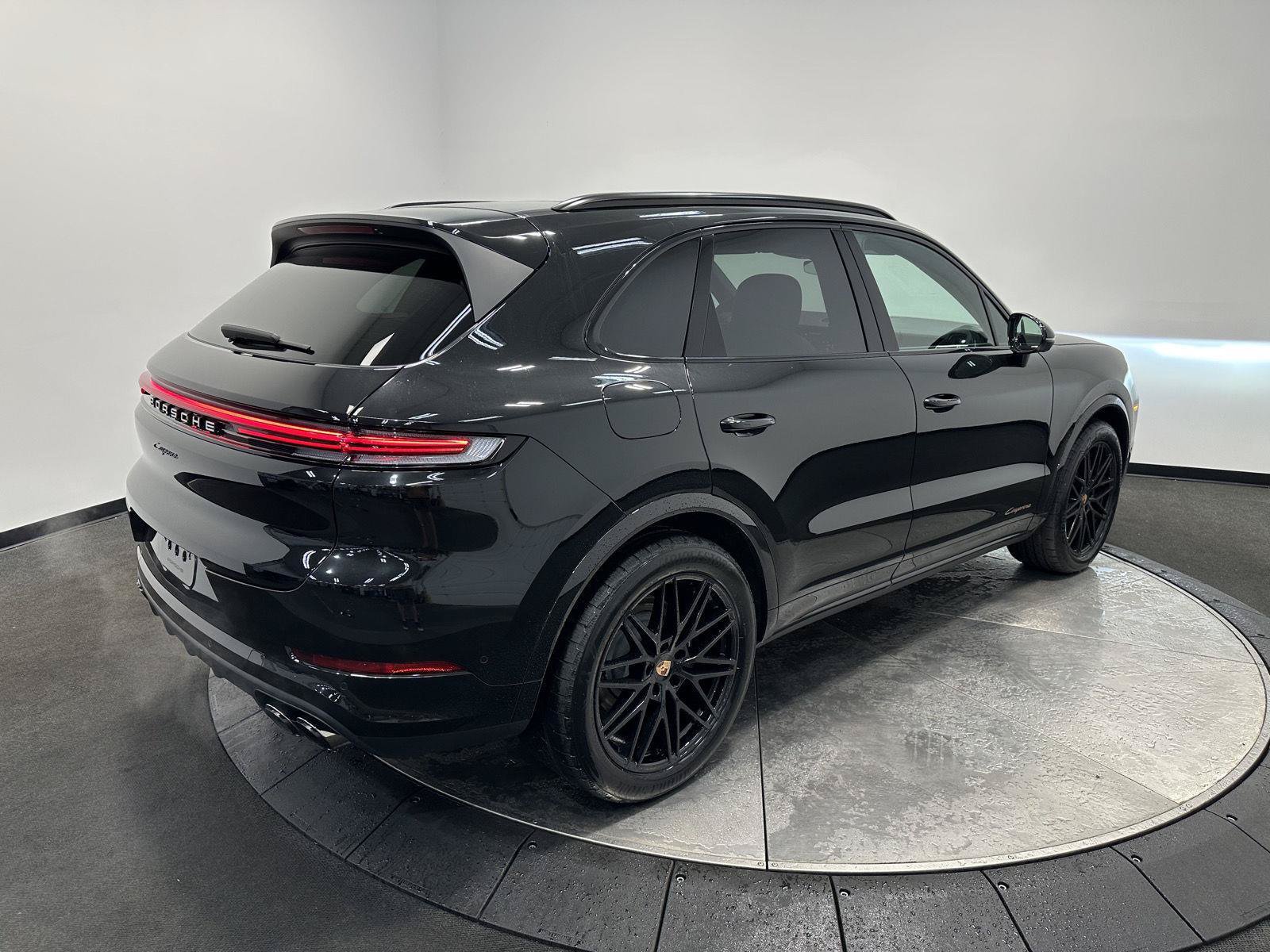 New 2026 Porsche Cayenne AWD/4WD image 7