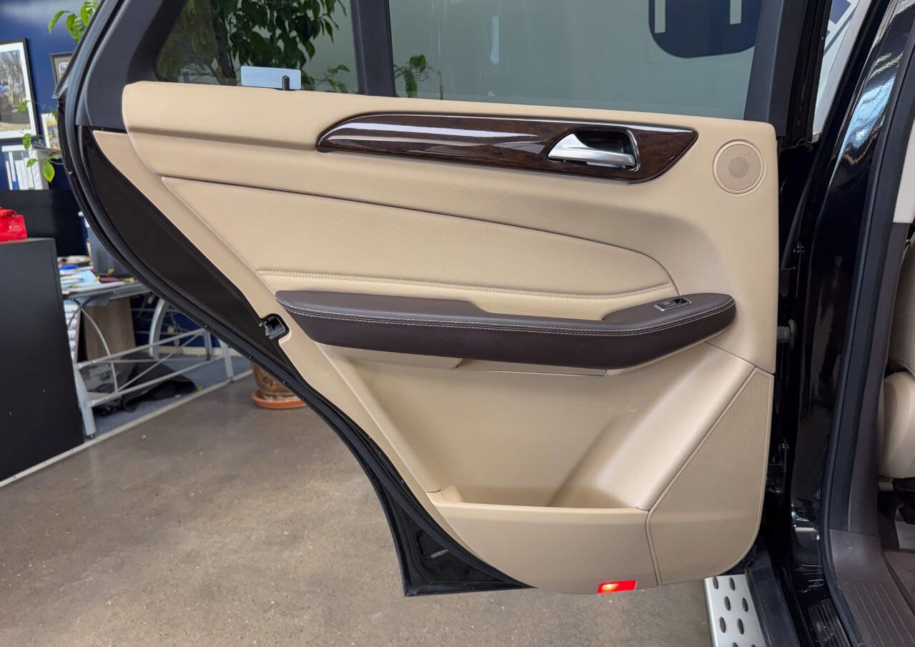 Used 2016 Mercedes-Benz GLE 350 4MATIC image 46