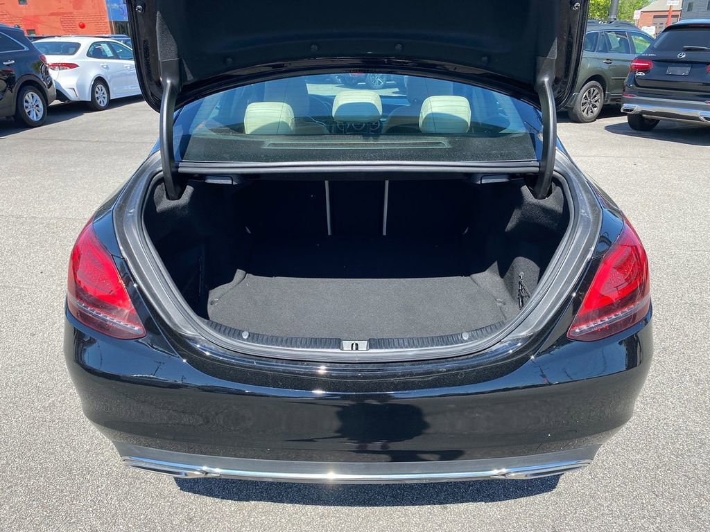 Used 2021 Mercedes-Benz C 300 4MATIC Sedan image 12