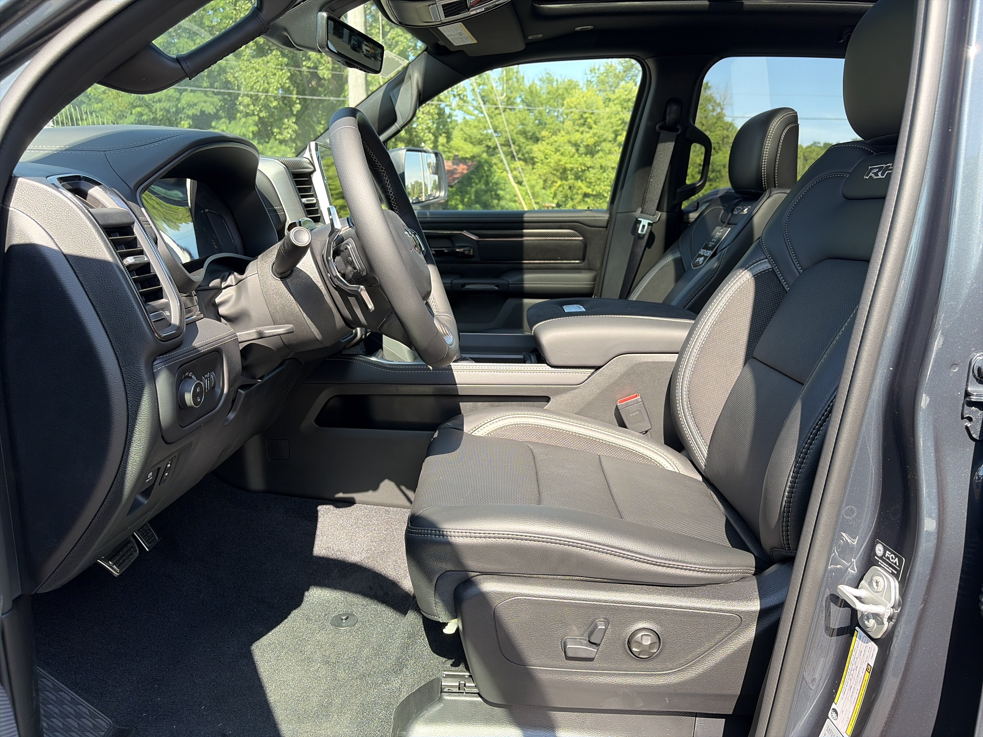 New 2026 RAM 1500 RHO w/ RHO Level 1 Equipment Group AWD/4WD image 23
