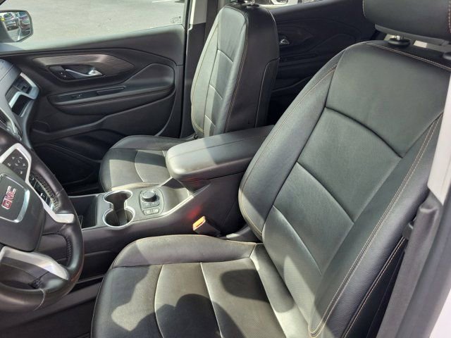 Used 2020 GMC Terrain SLT w/ Preferred Package image 19