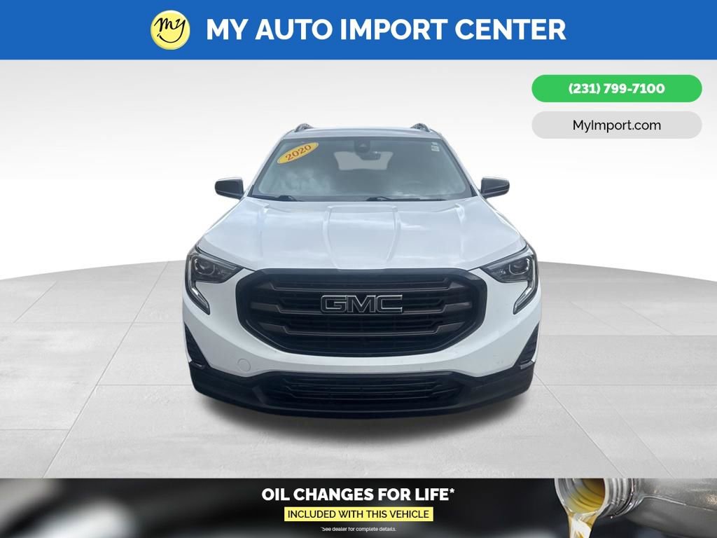 Used 2020 GMC Terrain SLE w/ Elevation Edition FWD image 2