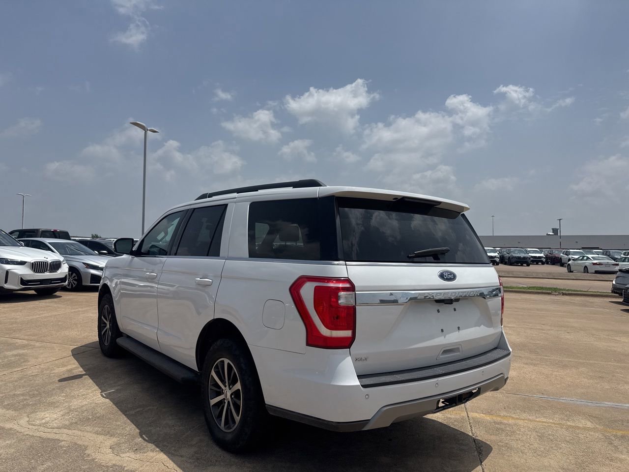 Used 2020 Ford Expedition XLT RWD image 16